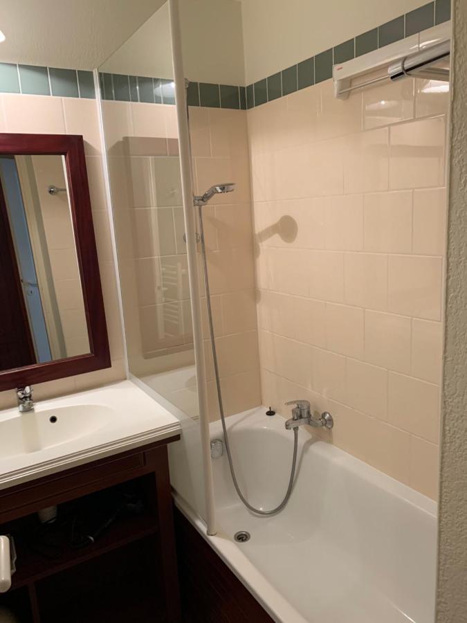 Apartment Dans De *